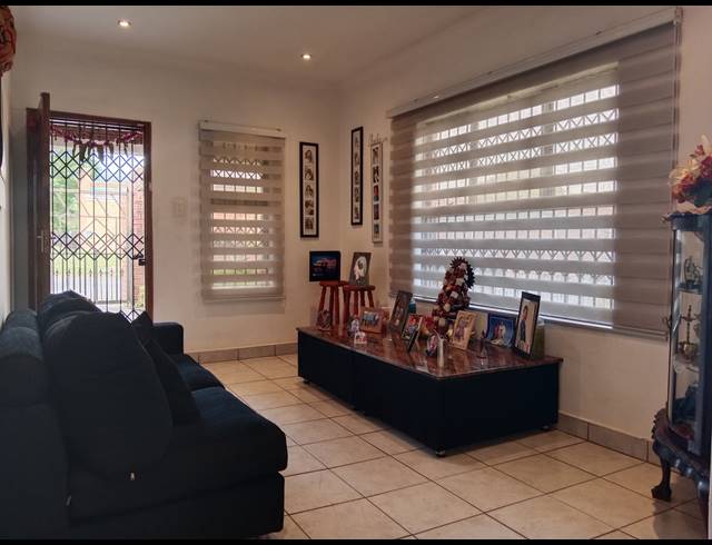2 BEDROOM HOUSE FOR SALE IN NORTHDALE